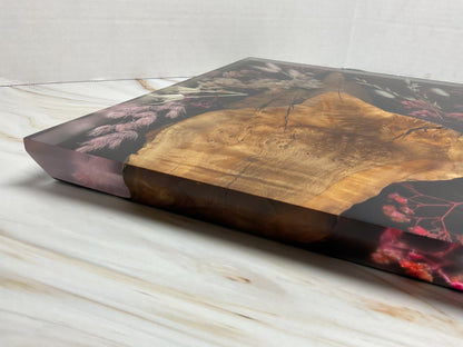 Mountain Charm to your Table- Olive wood with Transparent Resin and Dried Flowers