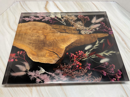 Mountain Charm to your Table- Olive wood with Transparent Resin and Dried Flowers