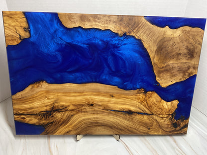 One of a Kind Charcuterie Board- Olive wood with Persian Purple (Brilliant Deep Blue)