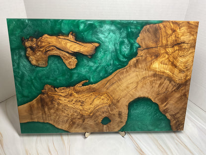 Eye Catching Charcuterie Board- Olive wood with Okinawa Green Resin