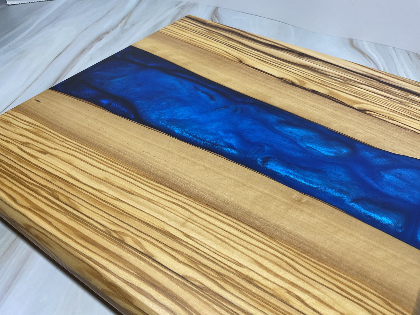 One of a Kind Charcuterie Board- Olive wood with Persian Purple and Maui Blue (Brilliant Deep Blue)