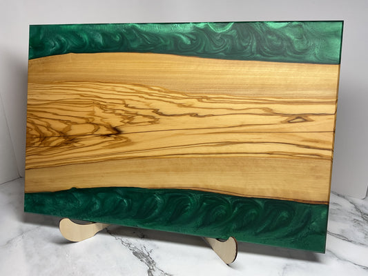 Artisan Olive Wood & Okinawa Green Resin Charcuterie Board – Elegant Entertaining Essential