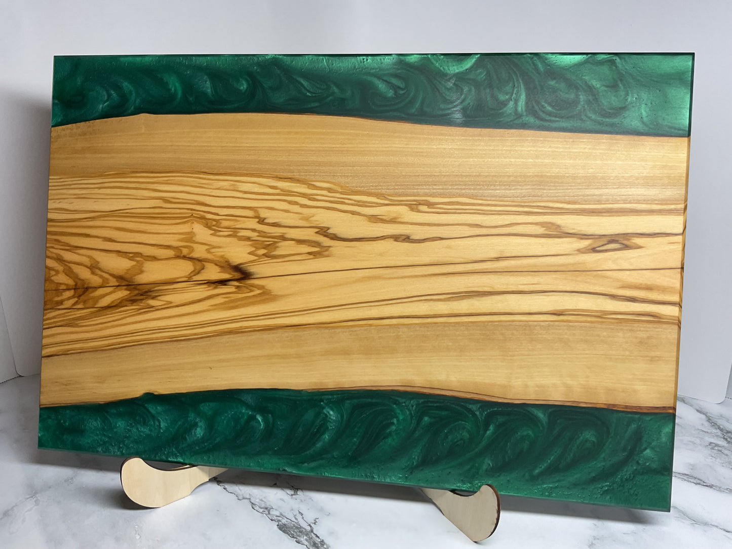 Artisan Olive Wood & Okinawa Green Resin Charcuterie Board – Elegant Entertaining Essential