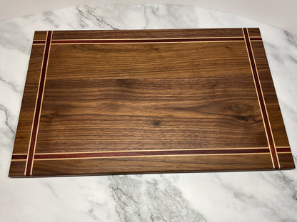 Classic Artisan Cutting Board – Handcrafted Hardwood Kitchen Board